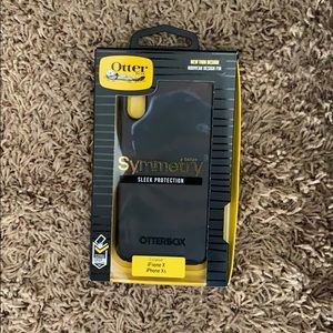 Sleek protection iPhone X/XS Otter-box case